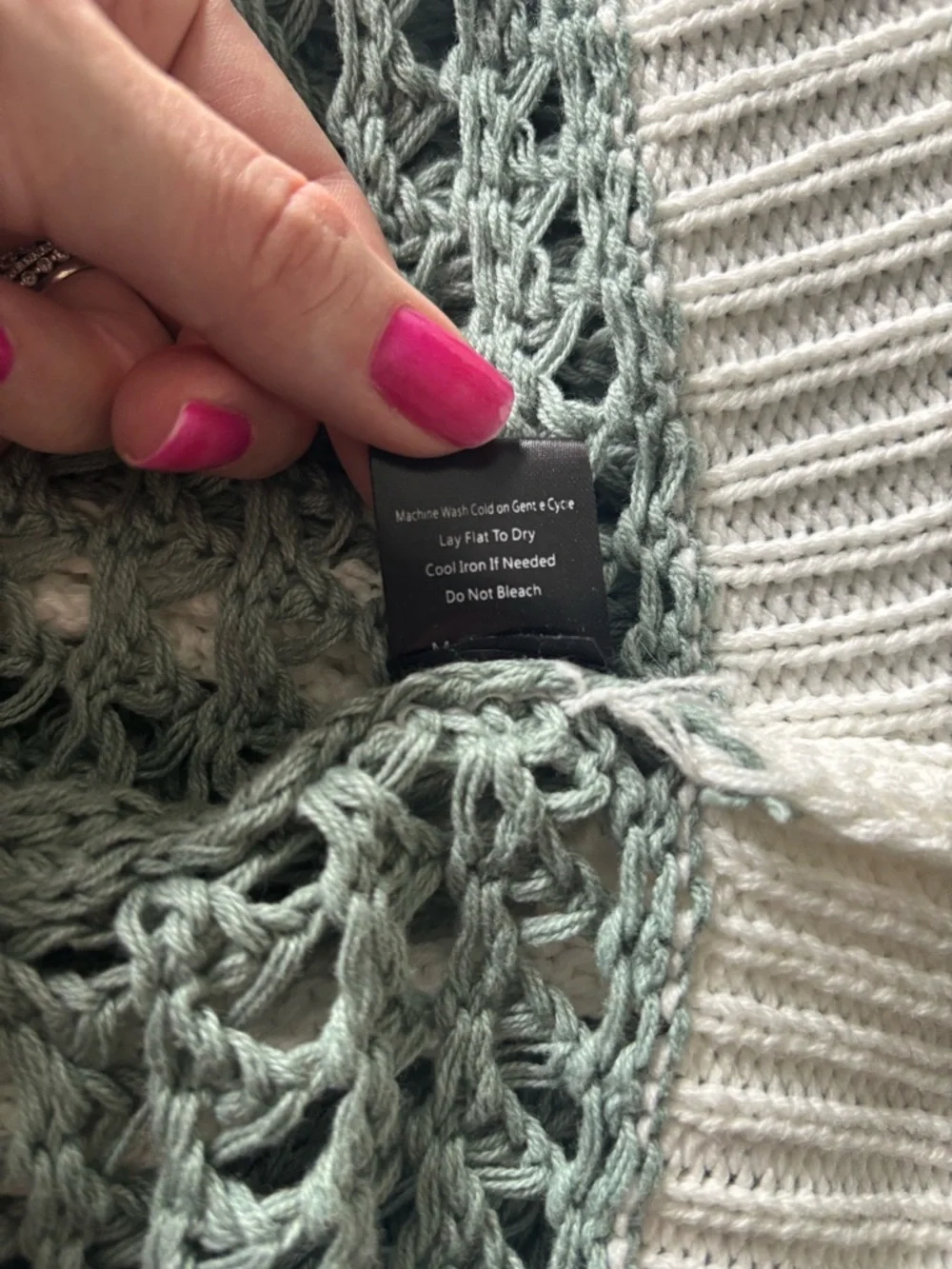 Open Crochet Oversized Peace Sign Sweater - POL - Picture 10 of 10